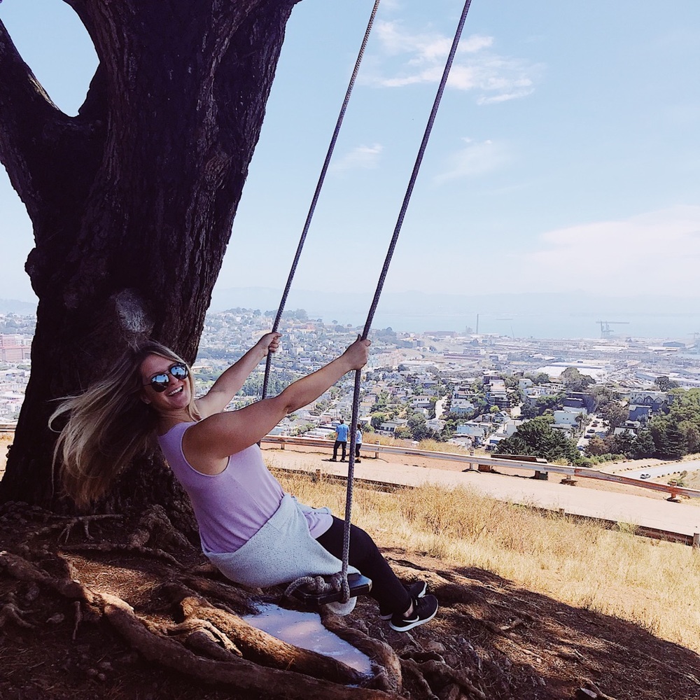 Meet your Posher, Danielle